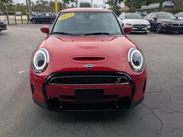 Used 2023 MINI Cooper S video 2