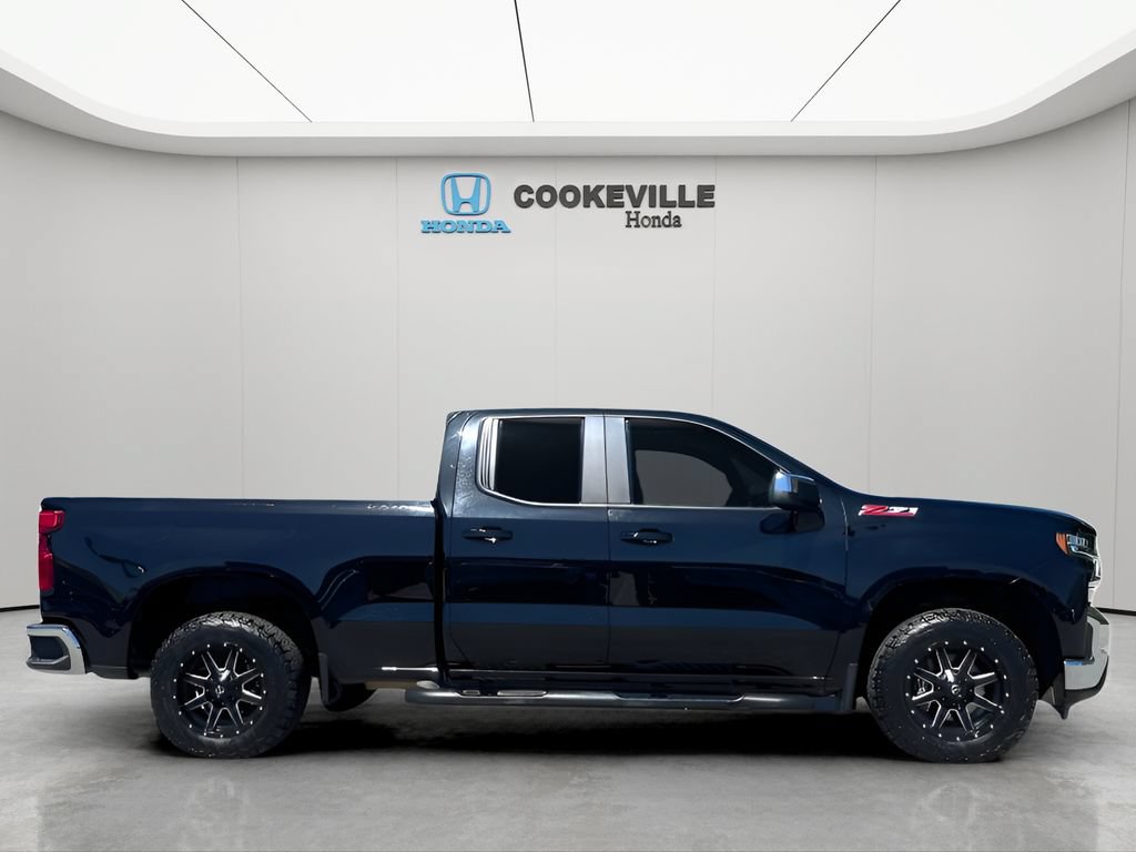 Used 2020 Chevrolet Silverado 1500 LT w/ All-Star Edition AWD/4WD image 3