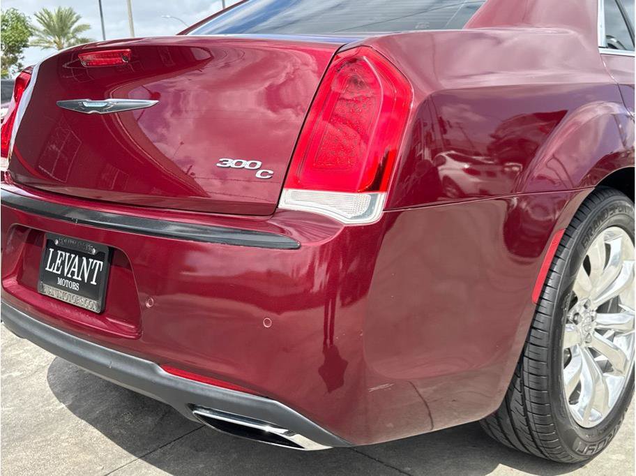 Used 2017 Chrysler 300 C w/ Safetytec Plus Group RWD image 12
