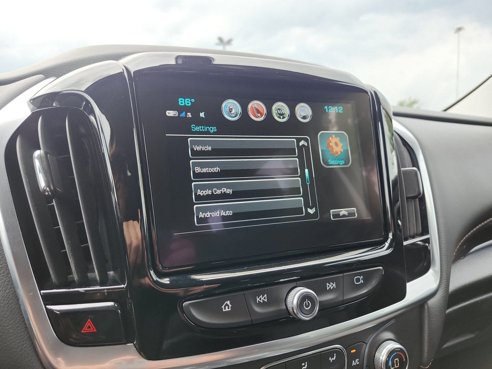Used 2019 Chevrolet Traverse LT FWD image 19