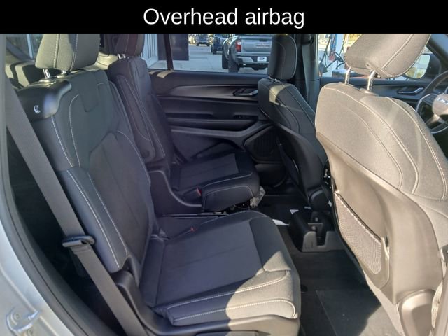 New 2025 Jeep Grand Cherokee L Laredo image 19