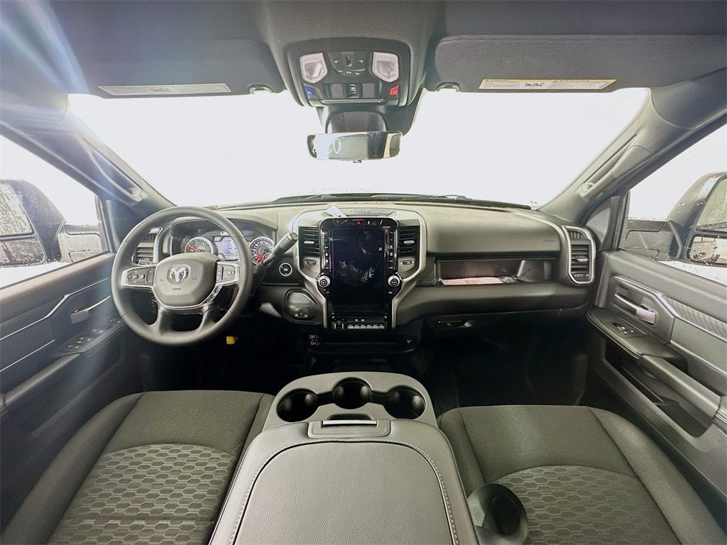 New 2026 RAM 5500 4x4 Crew Cab image 9