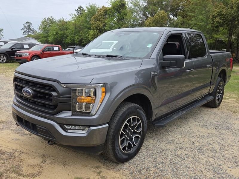 Used 2022 Ford F150 XLT w/ Equipment Group 302A High image 4
