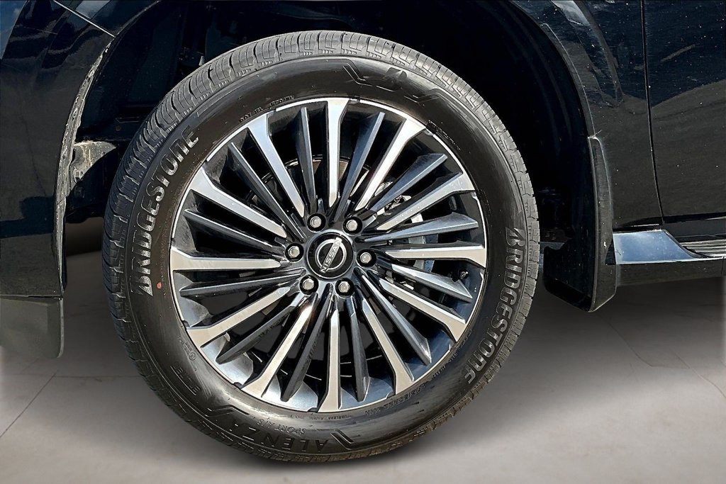Certified 2025 Nissan Armada Platinum Reserve AWD/4WD image 35