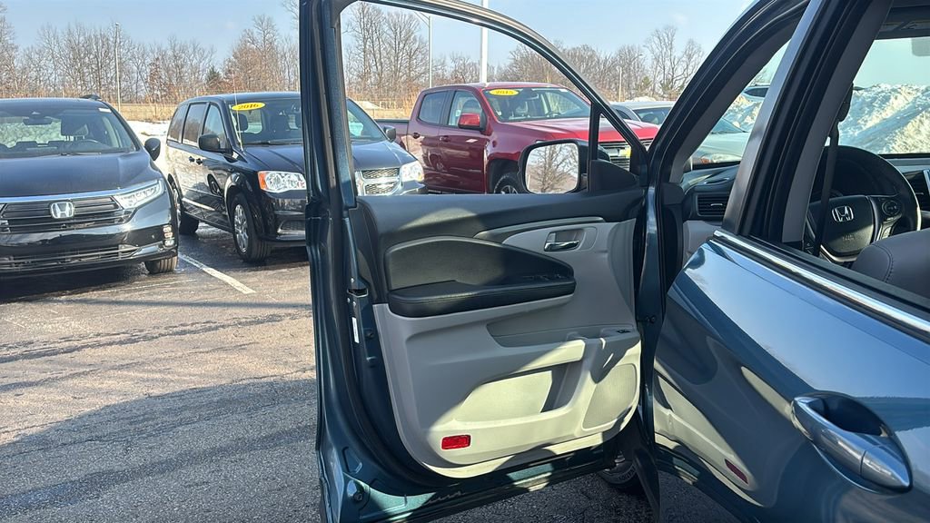 Used 2018 Honda Pilot EX-L image 11