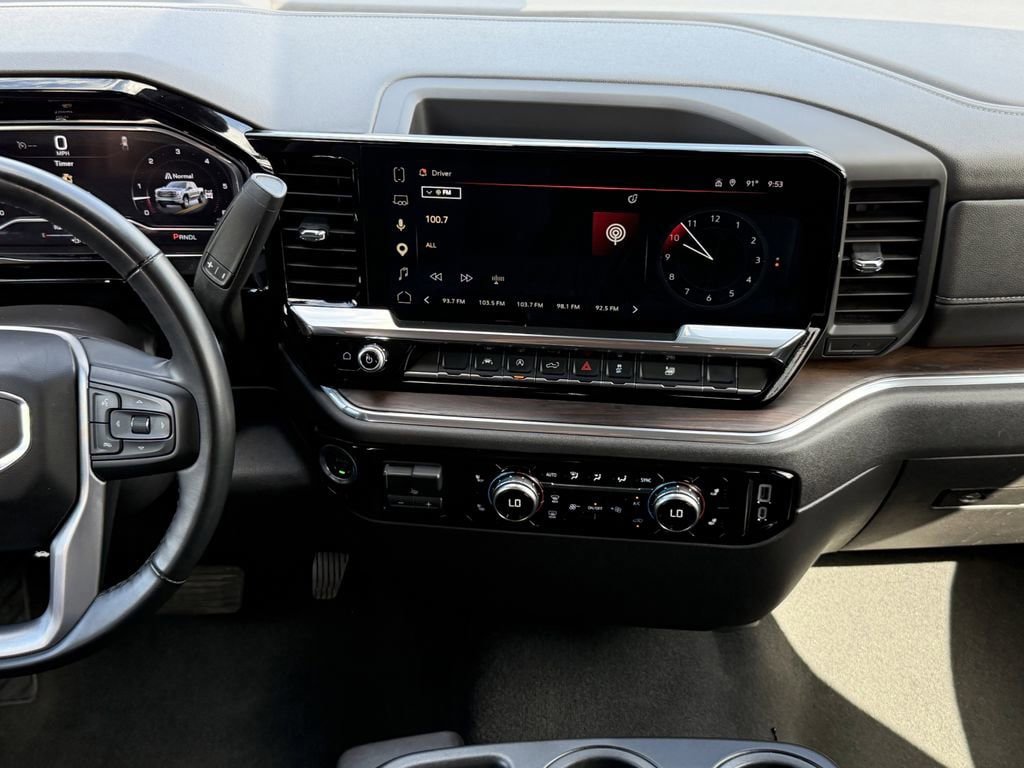 Used 2025 GMC Sierra 1500 SLT AWD/4WD image 14