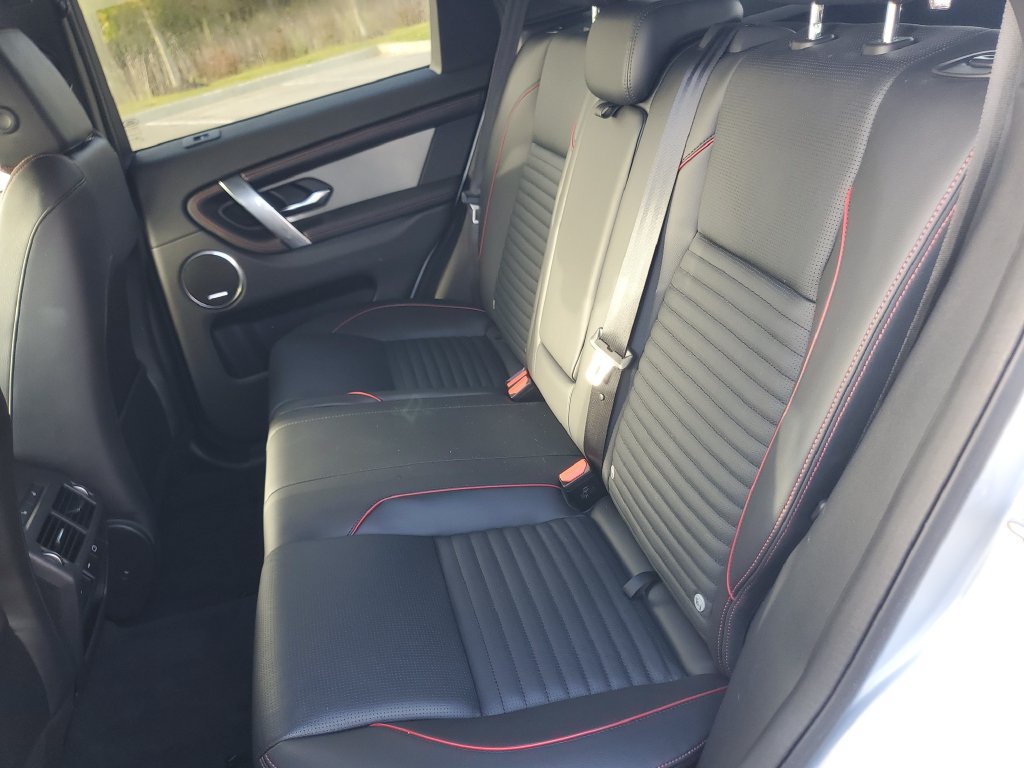 Used 2023 Land Rover Discovery Sport S R-Dynamic AWD/4WD image 33