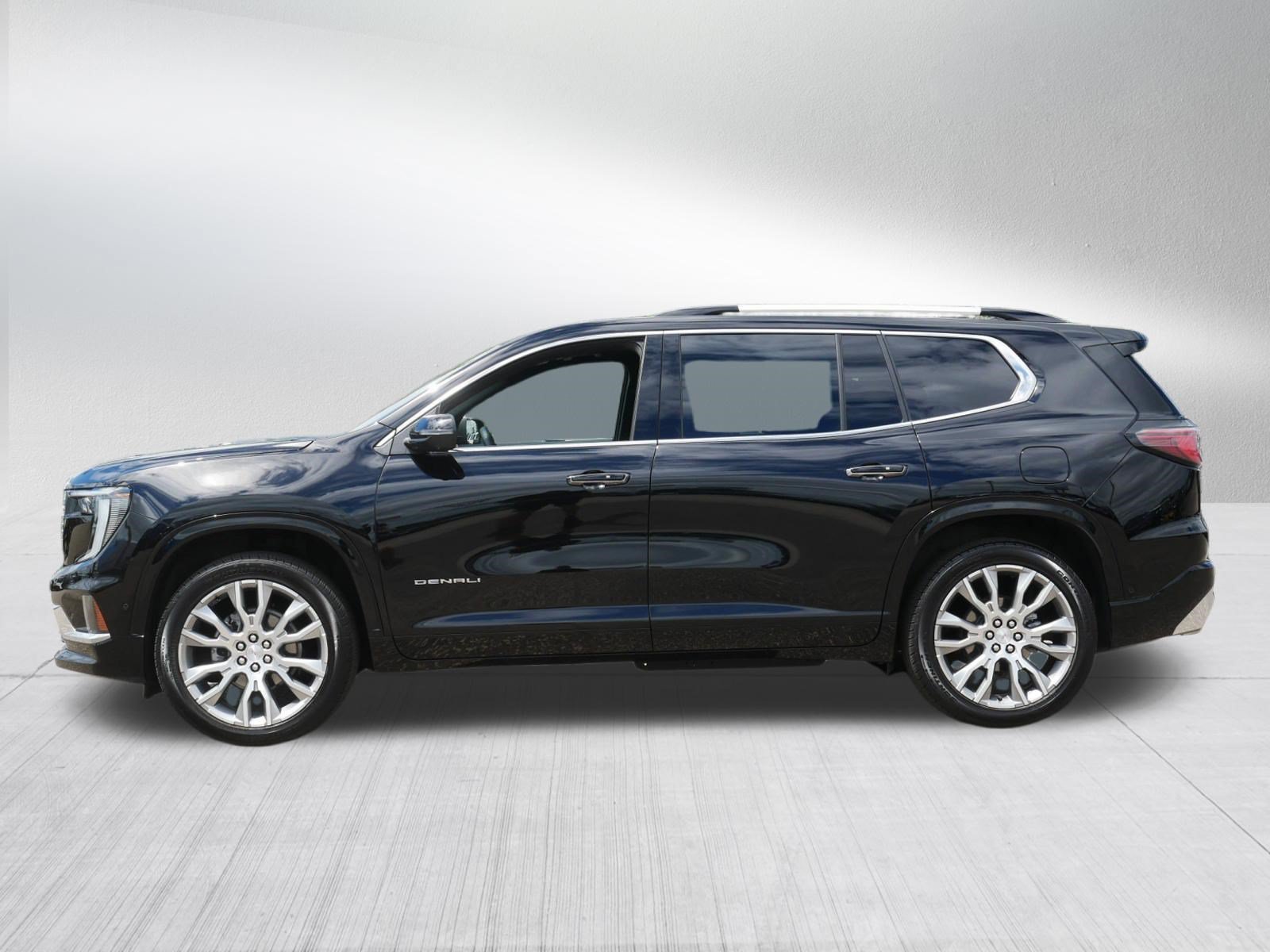 Used 2025 GMC Acadia Denali w/ Super Cruise Package AWD/4WD image 4
