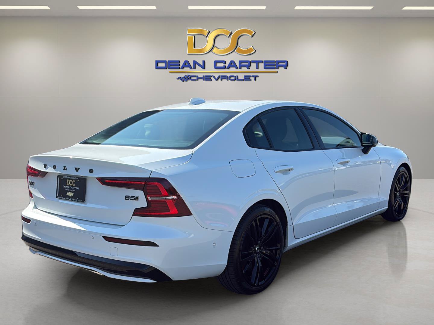 Used 2023 Volvo S60 B5 Plus AWD/4WD image 5