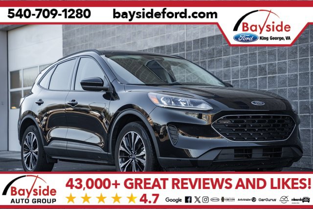 Used 2022 Ford Escape SE w/ SE Sport Appearance Package