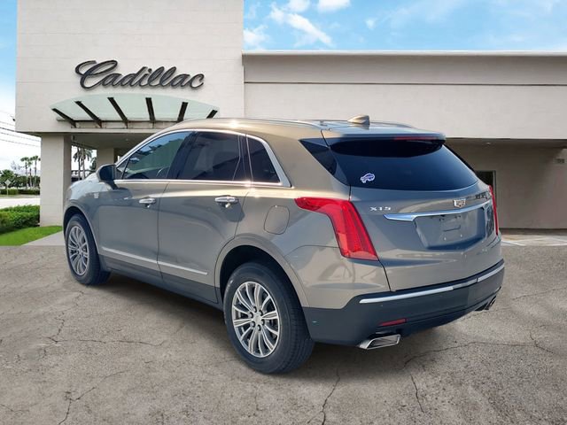 Used 2018 Cadillac XT5 Luxury w/ Driver Awareness Package image 3