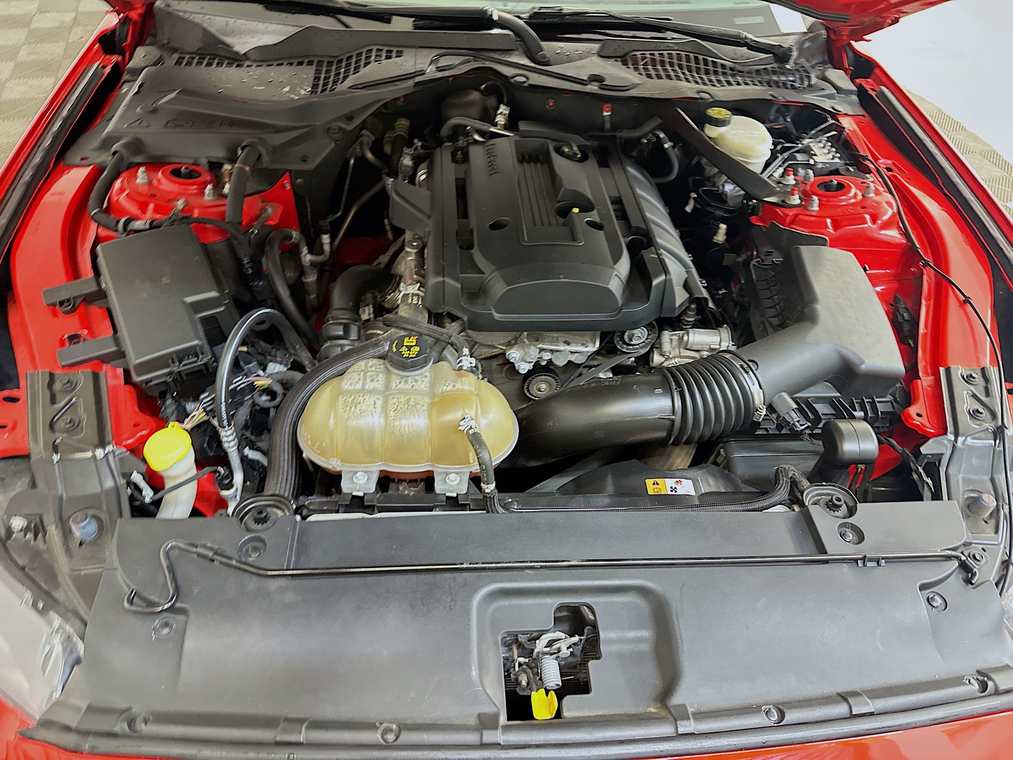 Used 2016 Ford Mustang Premium RWD image 32