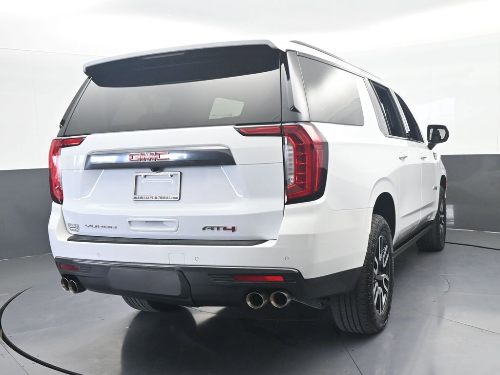 Used 2023 GMC Yukon XL AT4 image 5