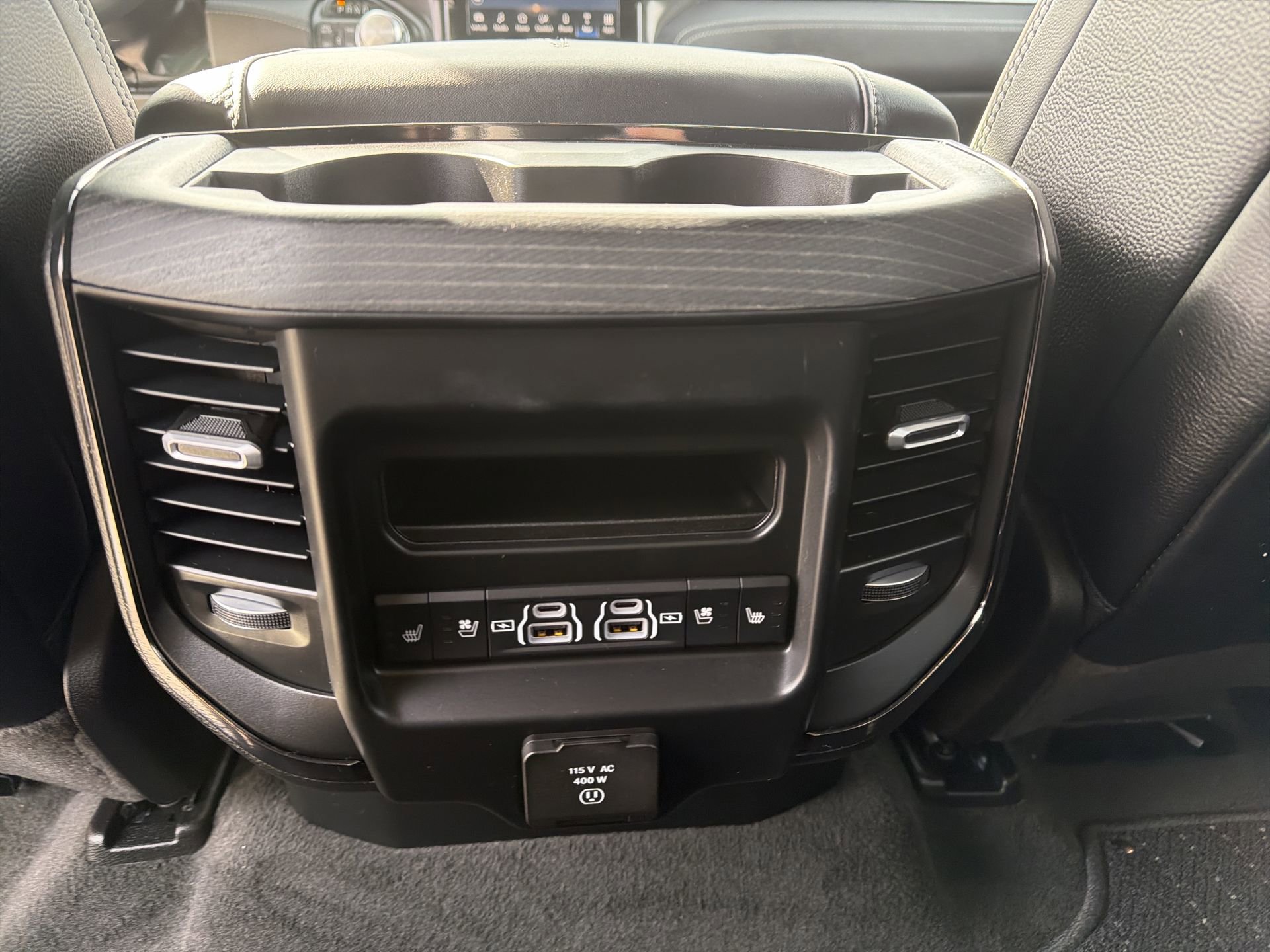 Used 2024 RAM 1500 Limited w/ Trailer Tow Group image 27