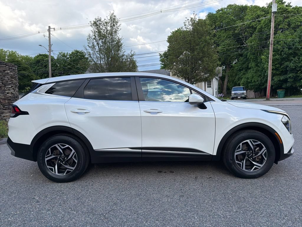 Certified 2023 Kia Sportage LX FWD image 6