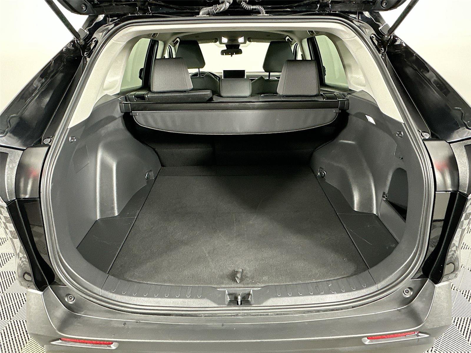 Certified 2025 Toyota RAV4 XLE AWD/4WD image 24