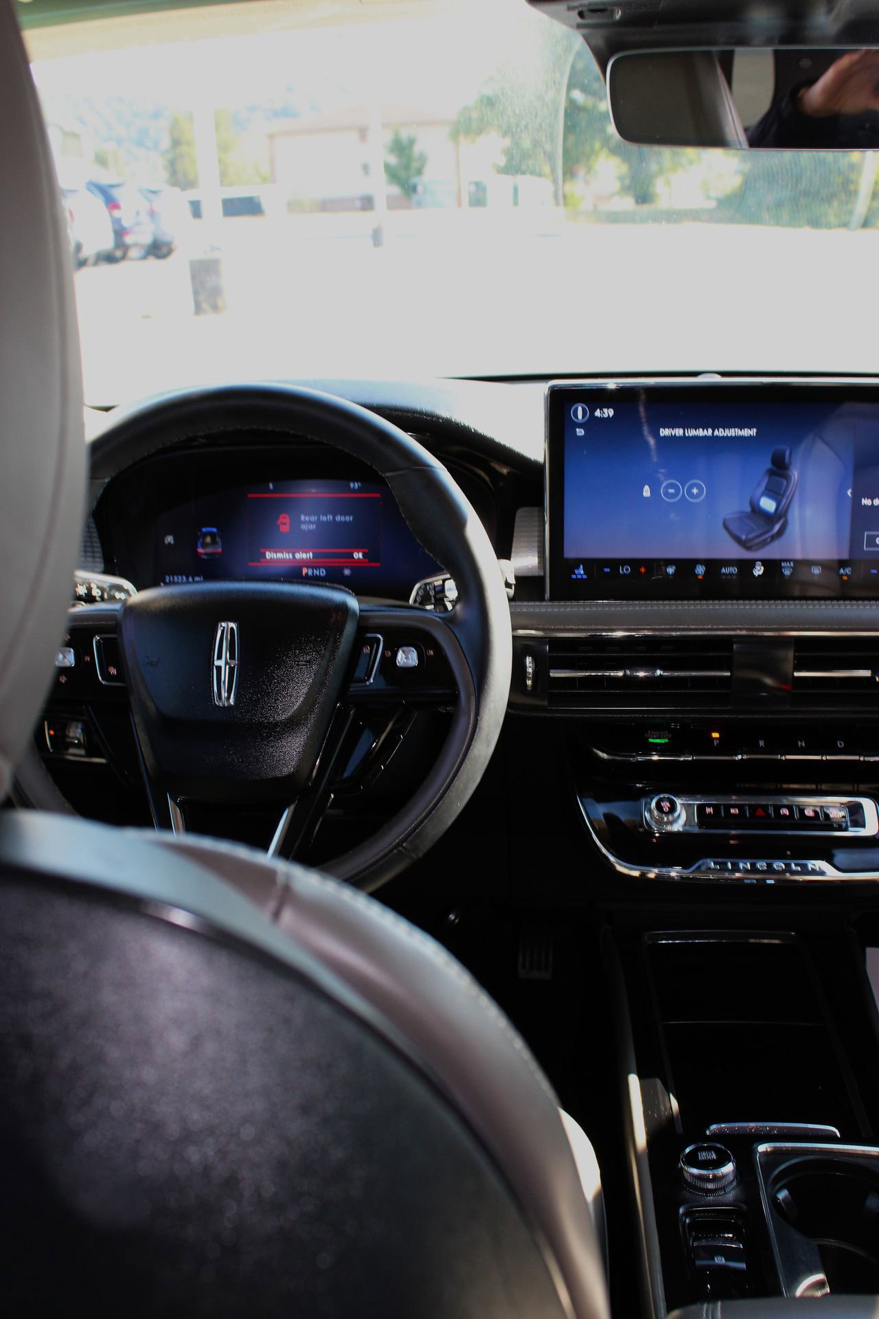 Used 2023 Lincoln Corsair Standard w/ Equipment Group 101A image 21