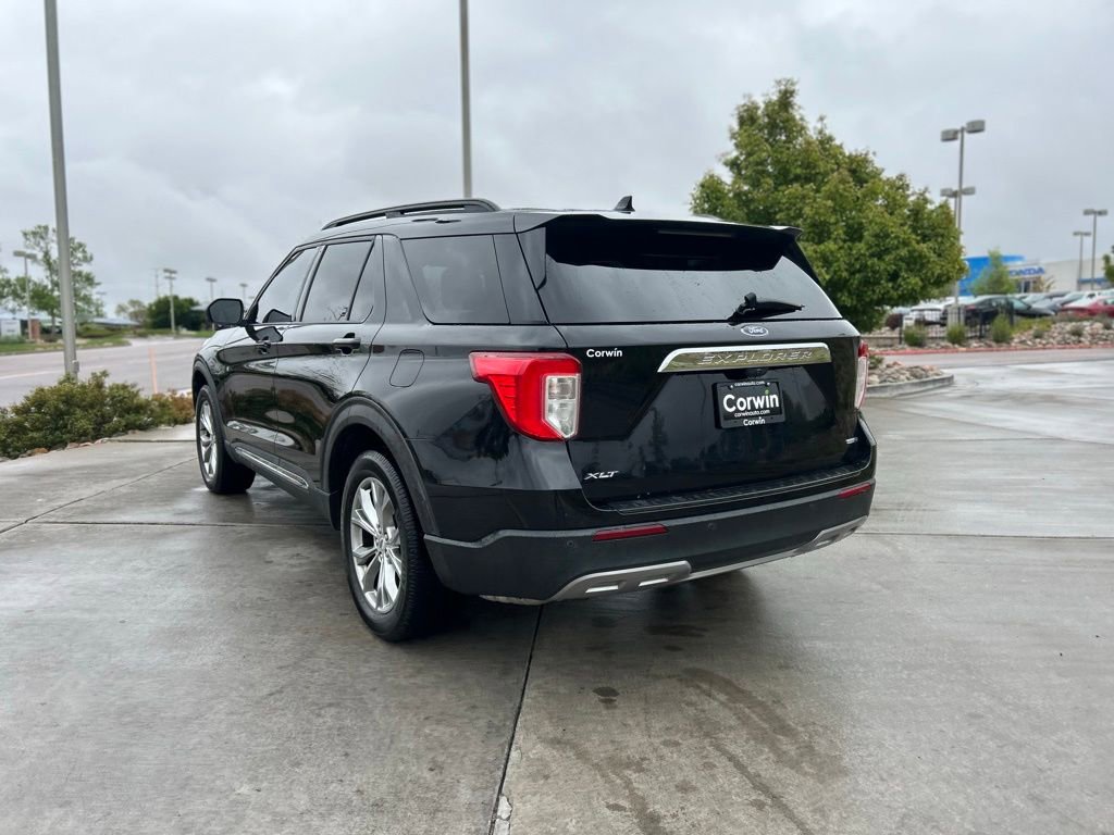 Used 2020 Ford Explorer XLT w/ Equipment Group 202A AWD/4WD image 6