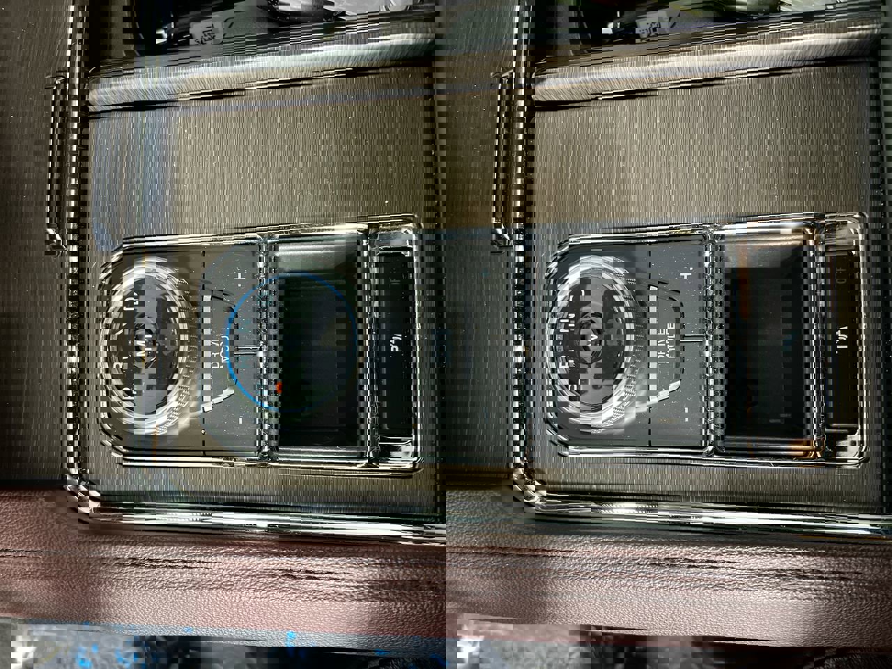 Used 2024 Ford Expedition Max Limited image 22