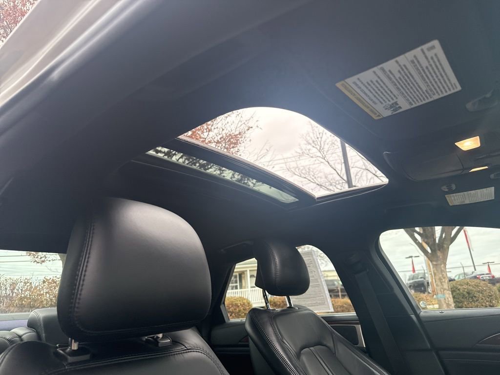 Used 2017 Lincoln MKZ Reserve w/ Climate Package image 35