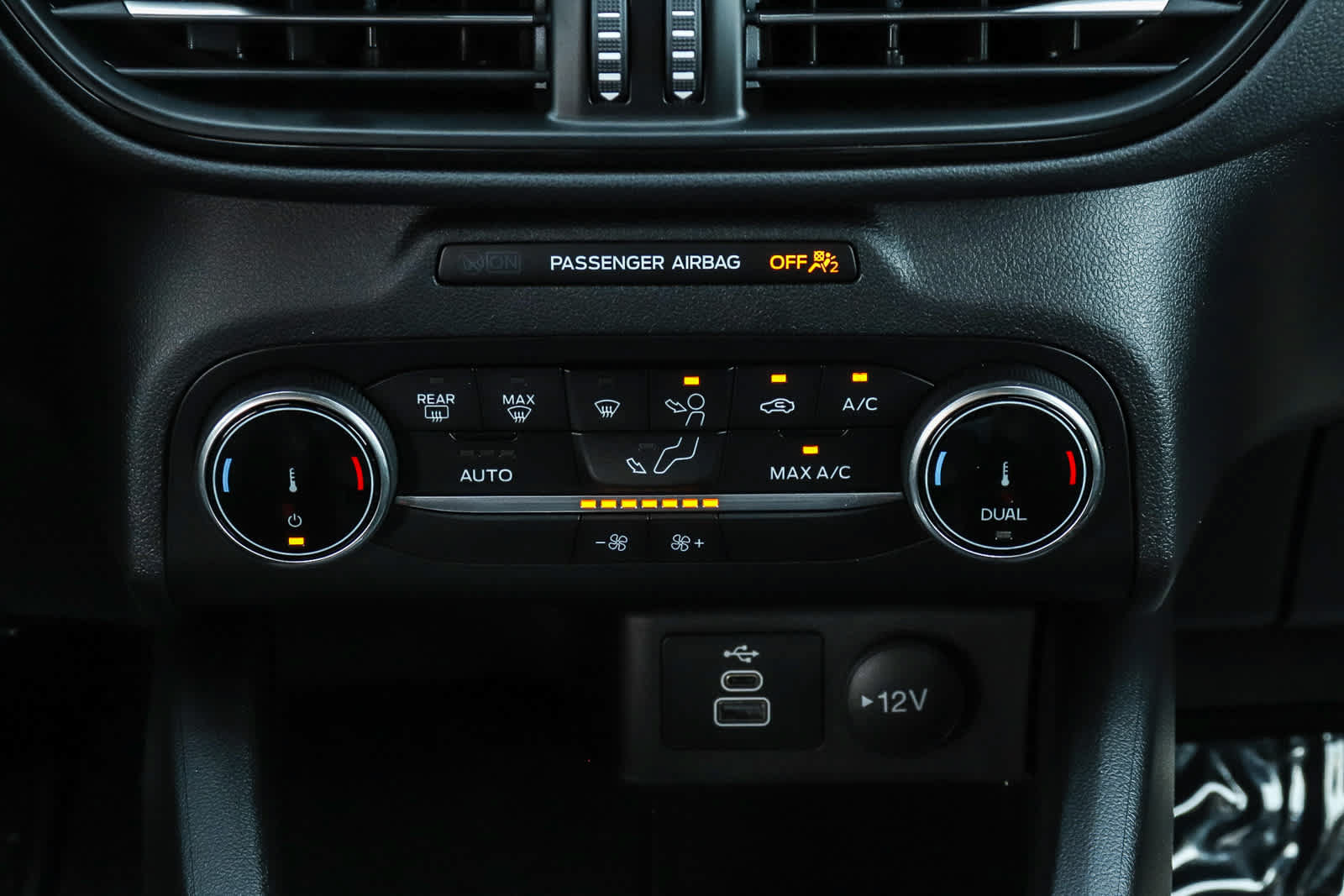 Used 2024 Ford Escape ST-Line w/ Equipment Group 301A FWD image 20