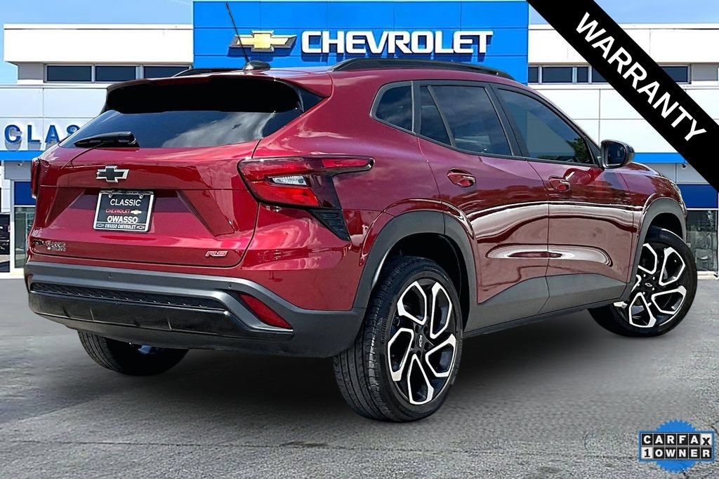 Used 2025 Chevrolet Trax RS w/ Driver Confidence Package FWD image 19