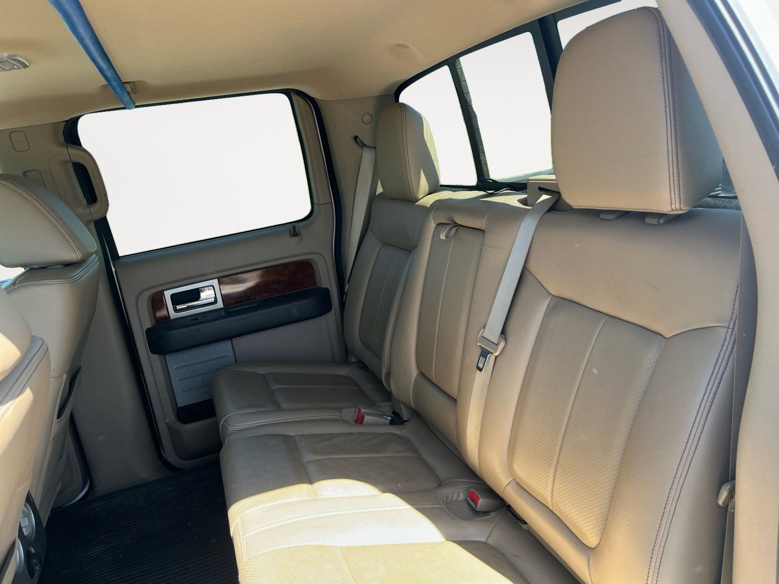 Used 2010 Ford F150 Lariat RWD image 13