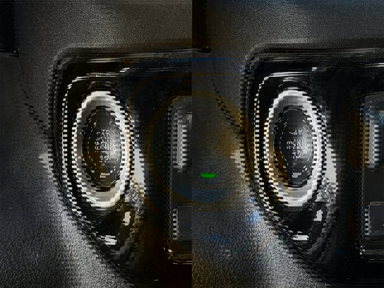 Used 2024 Chevrolet Silverado 2500 LT image 23