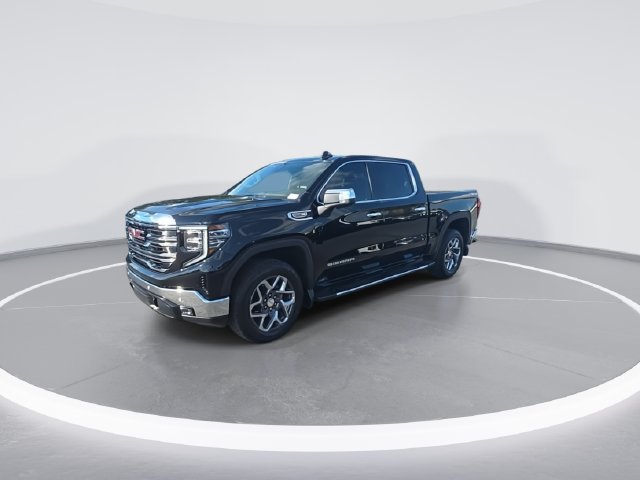 Used 2025 GMC Sierra 1500 SLT w/ SLT Premium Plus Package AWD/4WD image 4