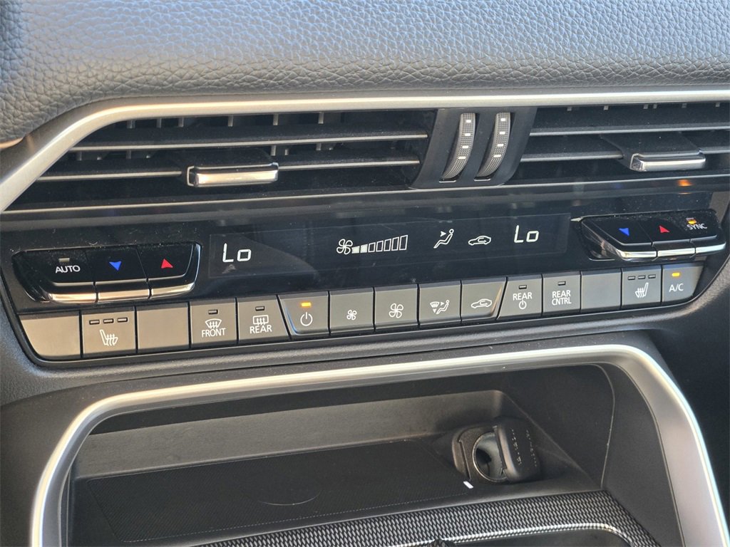 Certified 2025 MAZDA CX-70 Plug-In Hybrid w/ Premium Pkg image 21