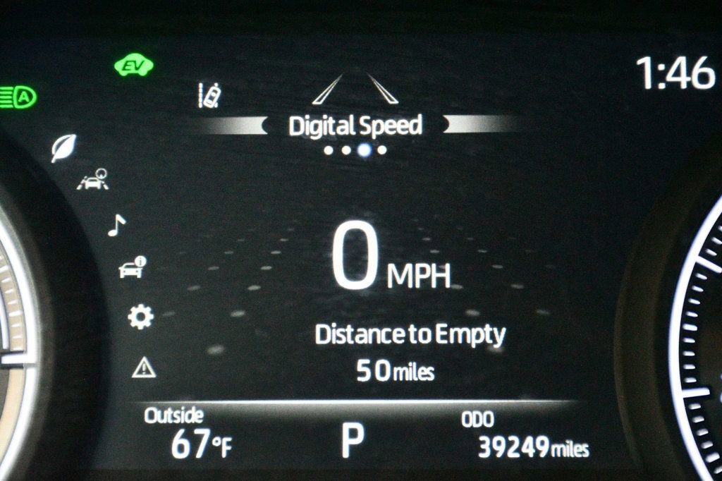 Used 2022 Toyota Venza XLE image 51