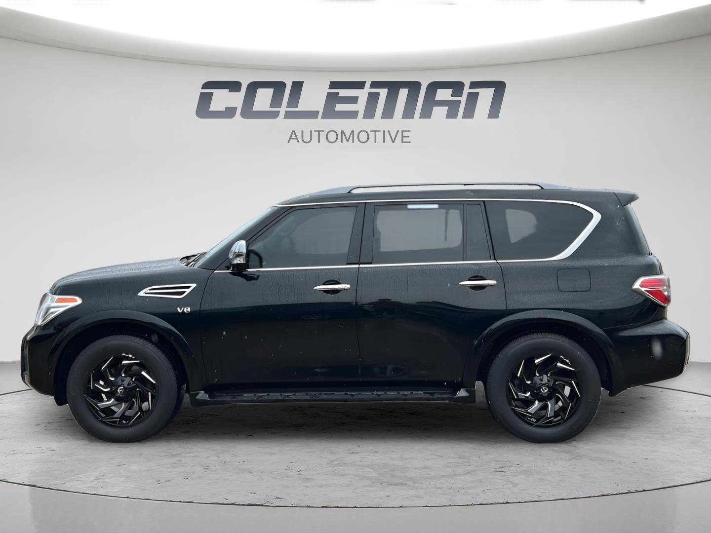 Used 2019 Nissan Armada Platinum w/ Interior Lighting Package image 8
