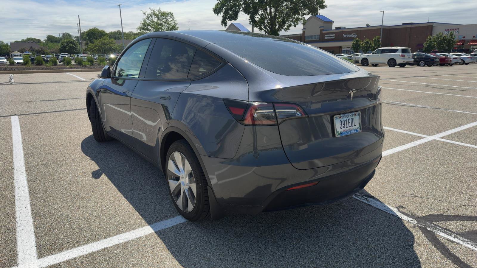 Used 2023 Tesla Model Y Long Range AWD/4WD image 8