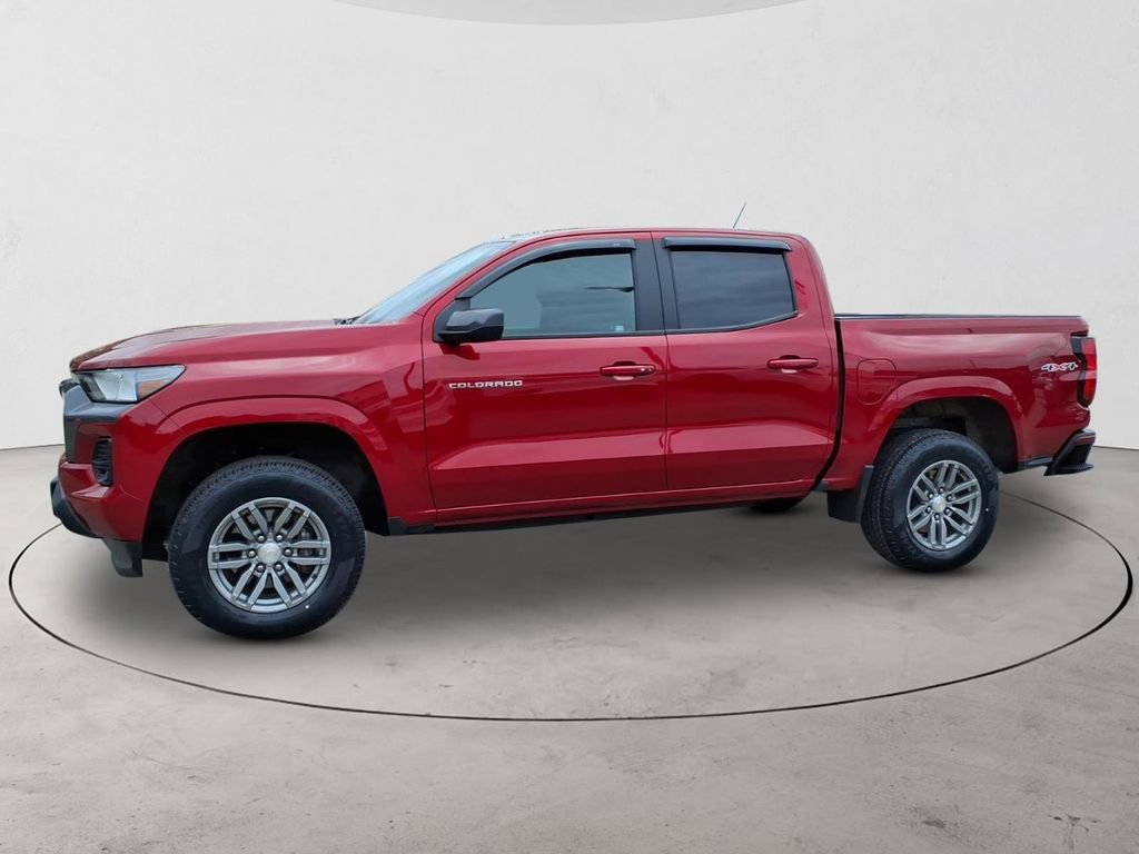 Certified 2023 Chevrolet Colorado LT w/ LT Convenience Package II AWD/4WD image 8