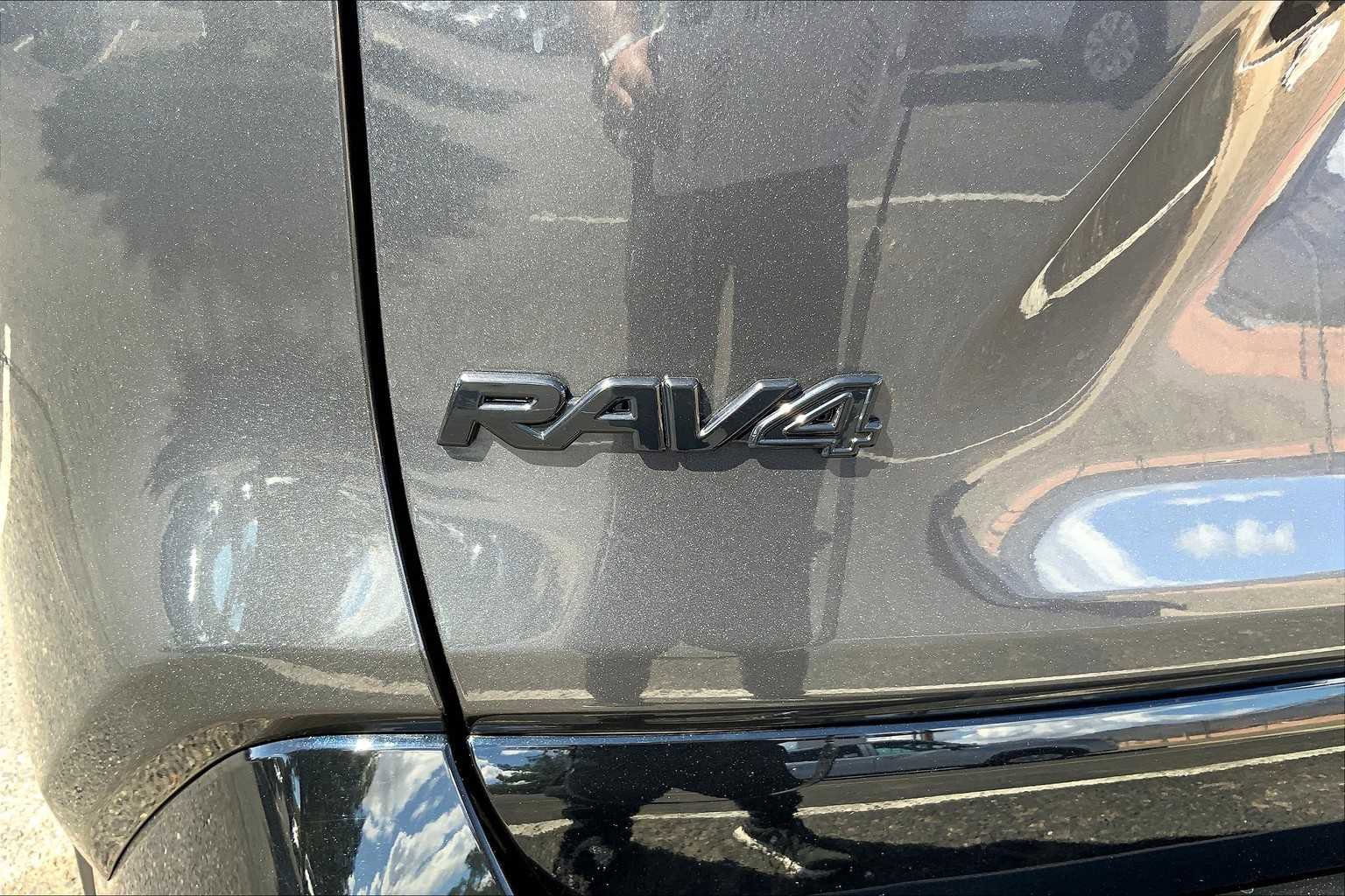 Certified 2025 Toyota RAV4 XSE image 9