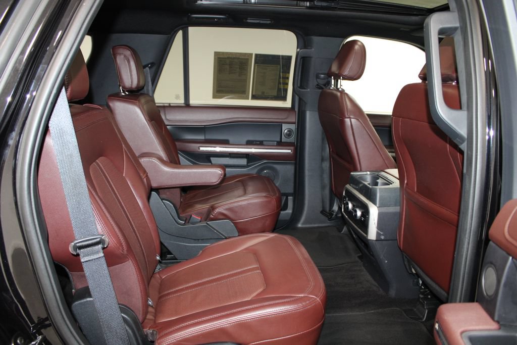 Used 2022 Ford Expedition Limited AWD/4WD image 32