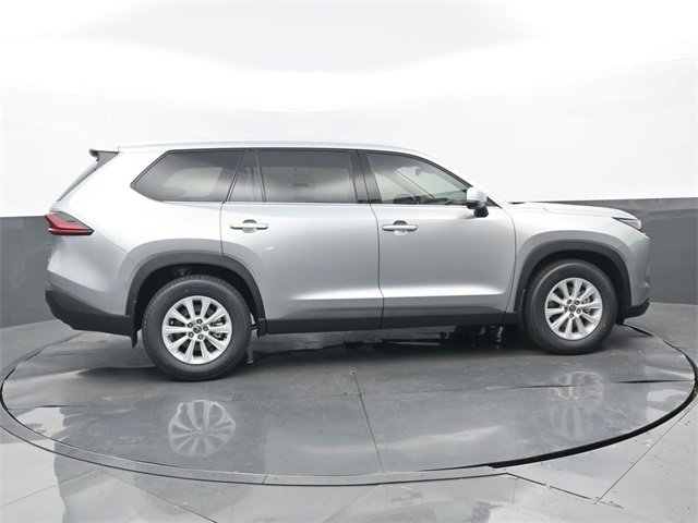 New 2026 Toyota Grand Highlander XLE image 2