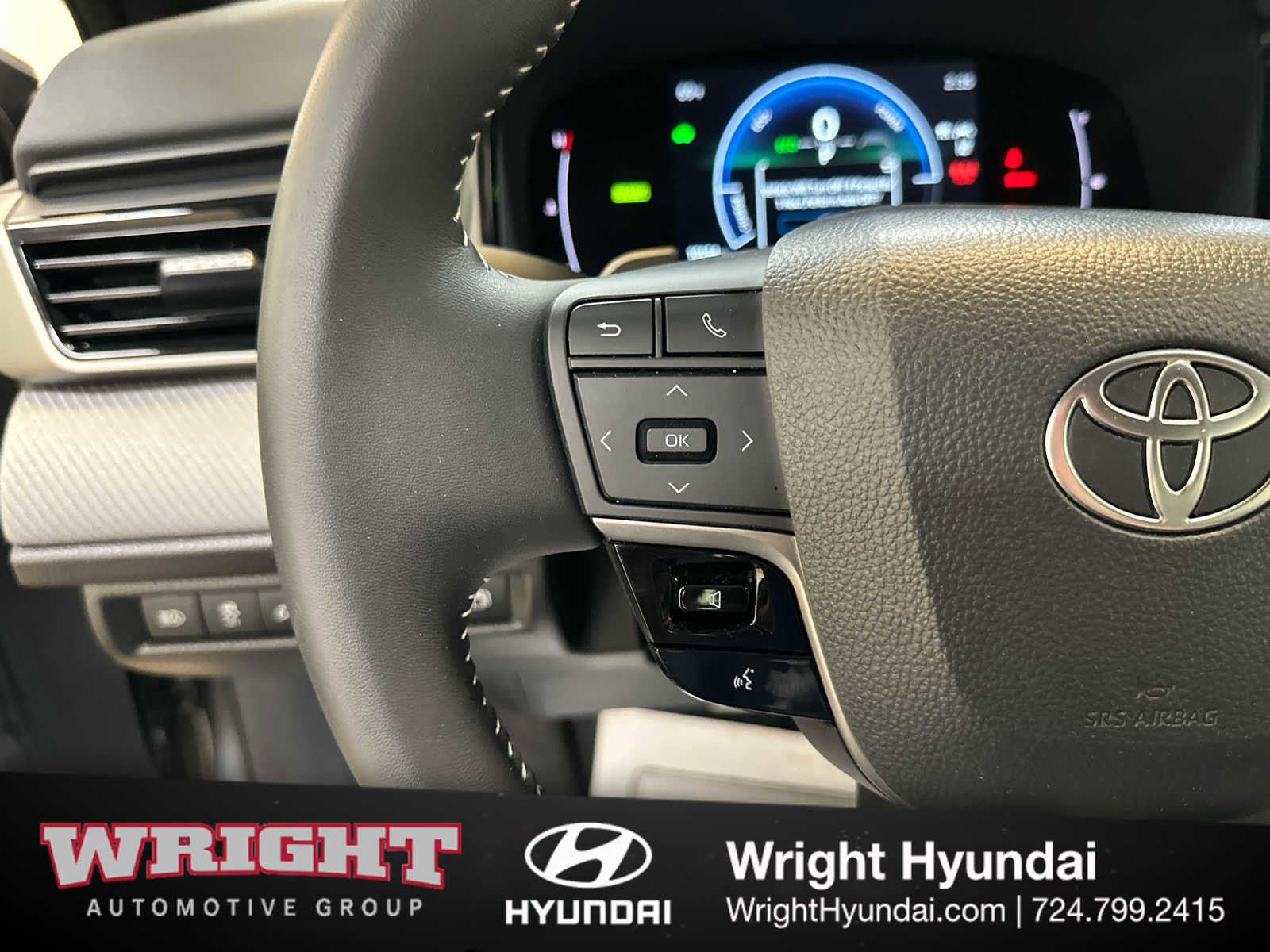 Used 2025 Toyota Camry SE w/ Convenience Package image 22