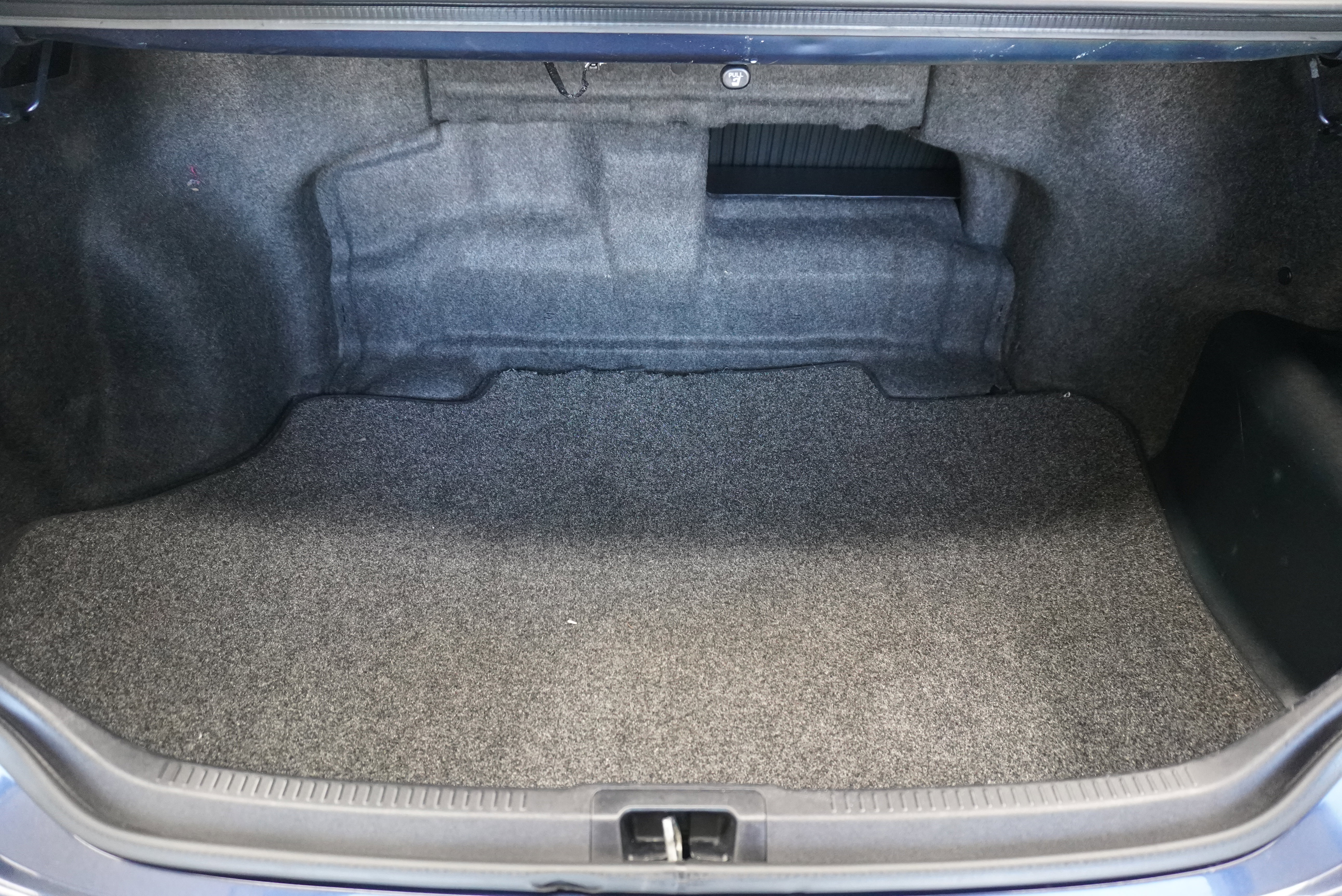 Used 2014 Toyota Camry XLE image 25