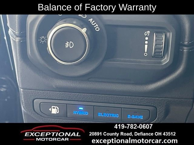 Used 2025 Jeep Wrangler Unlimited Sahara image 35