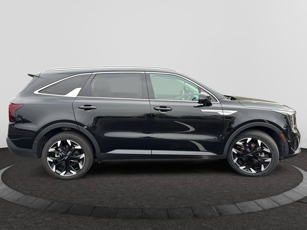 Used 2024 Kia Sorento SX FWD image 4
