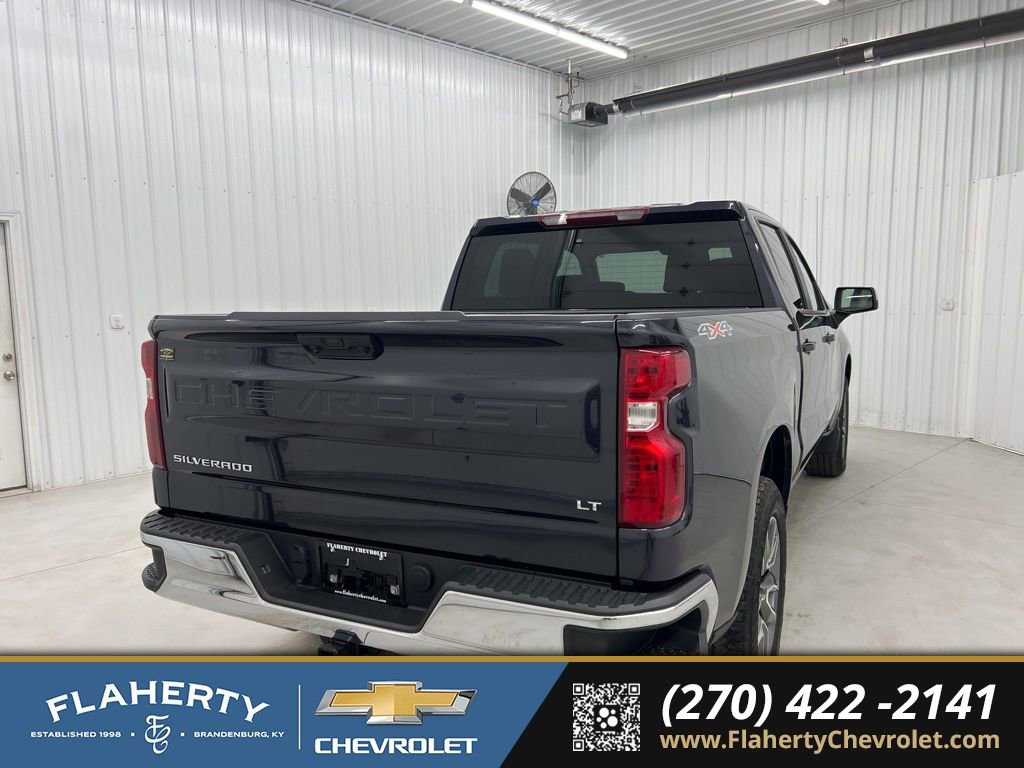 Used 2024 Chevrolet Silverado 1500 LT image 3