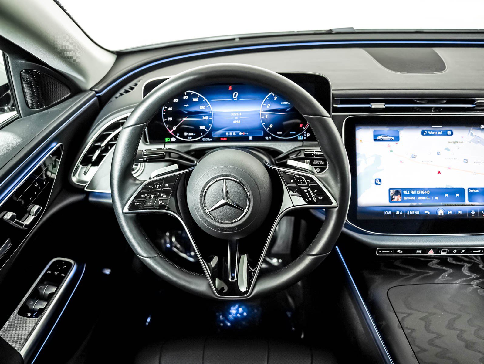 Used 2026 Mercedes-Benz E 350 Sedan image 11