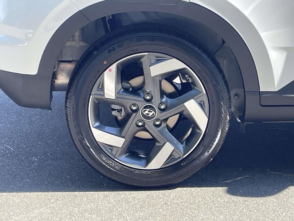 New 2026 Hyundai Venue SEL image 7