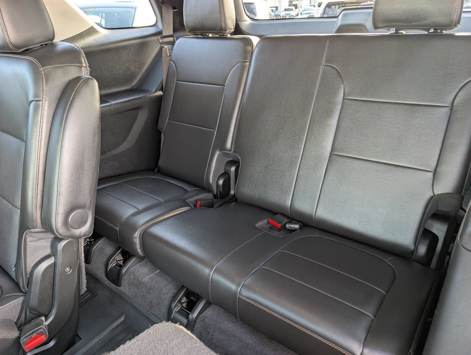 Certified 2021 Chevrolet Traverse Premier w/ Redline Edition FWD image 17