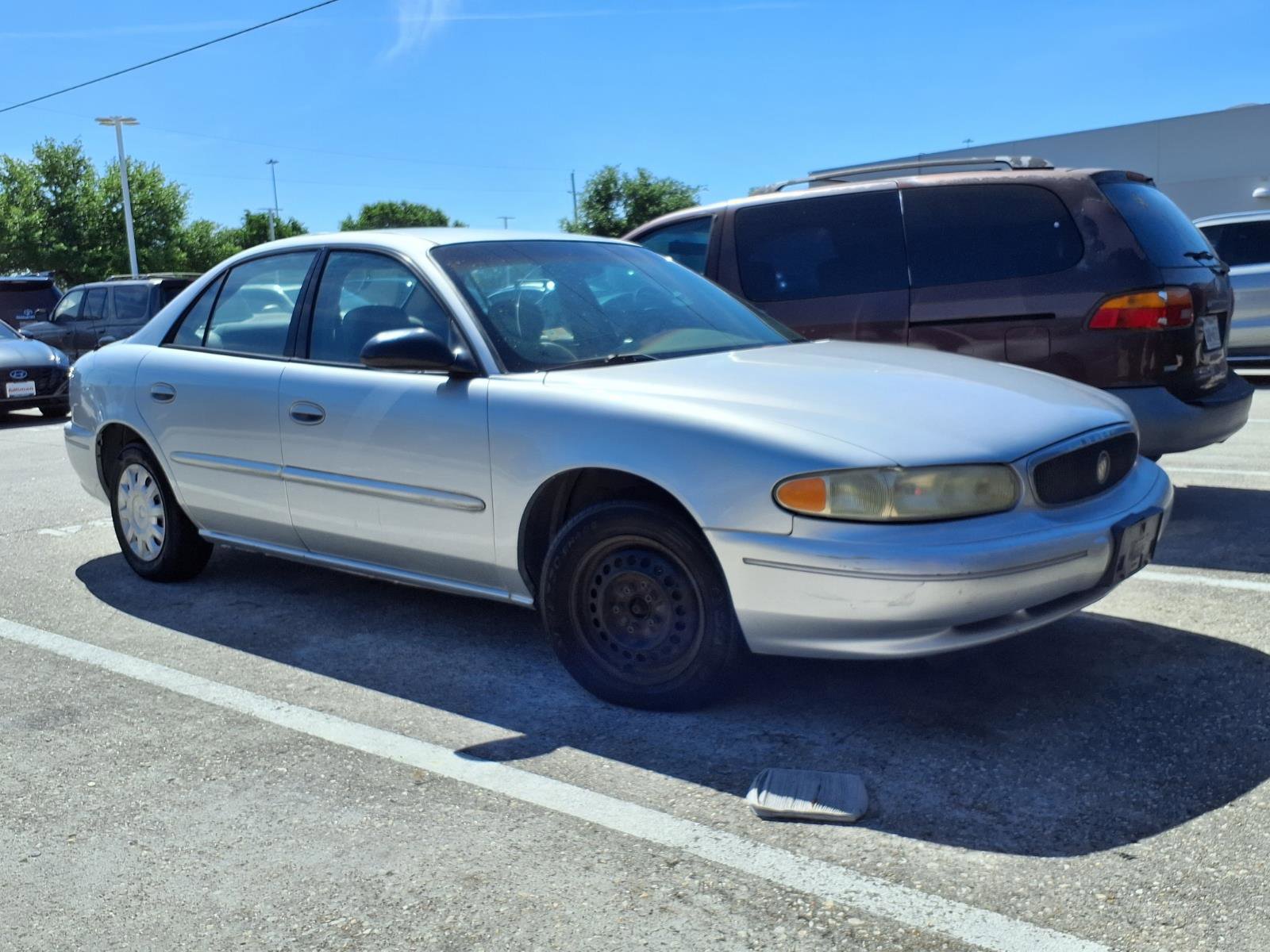 Used 2003 Buick Century Custom image 2