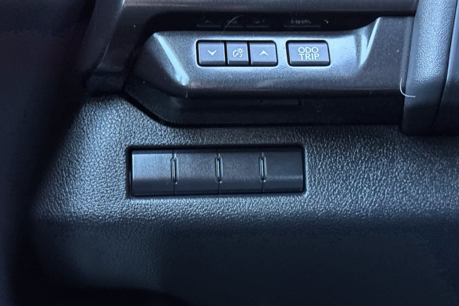 Used 2021 Lexus UX 200 w/ Accessory Package (Z1) FWD image 30