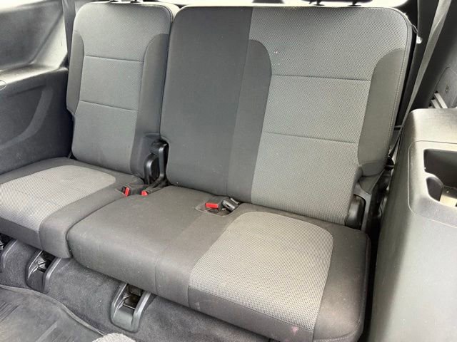Used 2023 Chevrolet Traverse LT FWD image 16