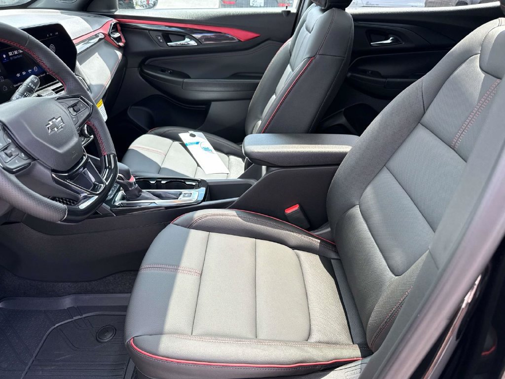 New 2026 Chevrolet TrailBlazer RS w/ Convenience Package AWD/4WD image 9