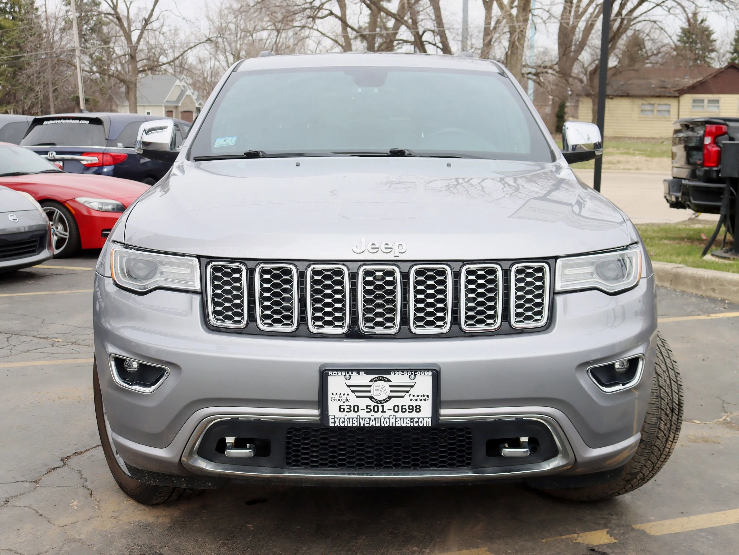 Used 2017 Jeep Grand Cherokee Overland AWD/4WD image 9